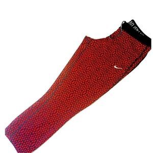 Nike Crops